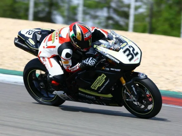 dario giuseppetti sachsenring race2 2011