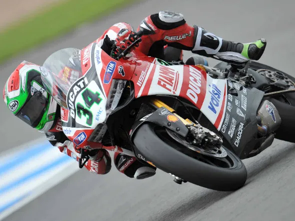 davide giugliano fp2 donington 2014