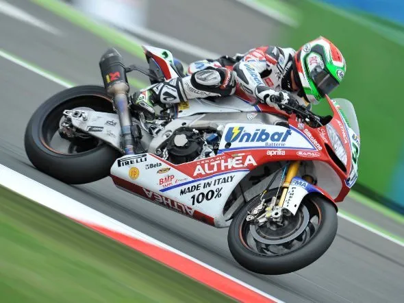 davide giugliano fp2 magny cours 2013