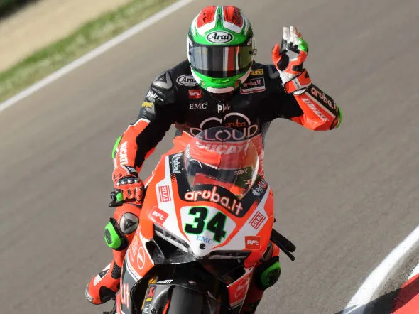 davide giugliano superpole imola 2015