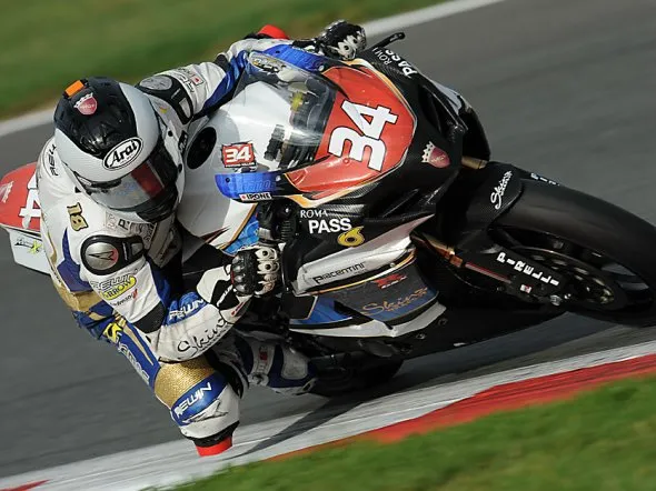 davide giugliano team06 2010