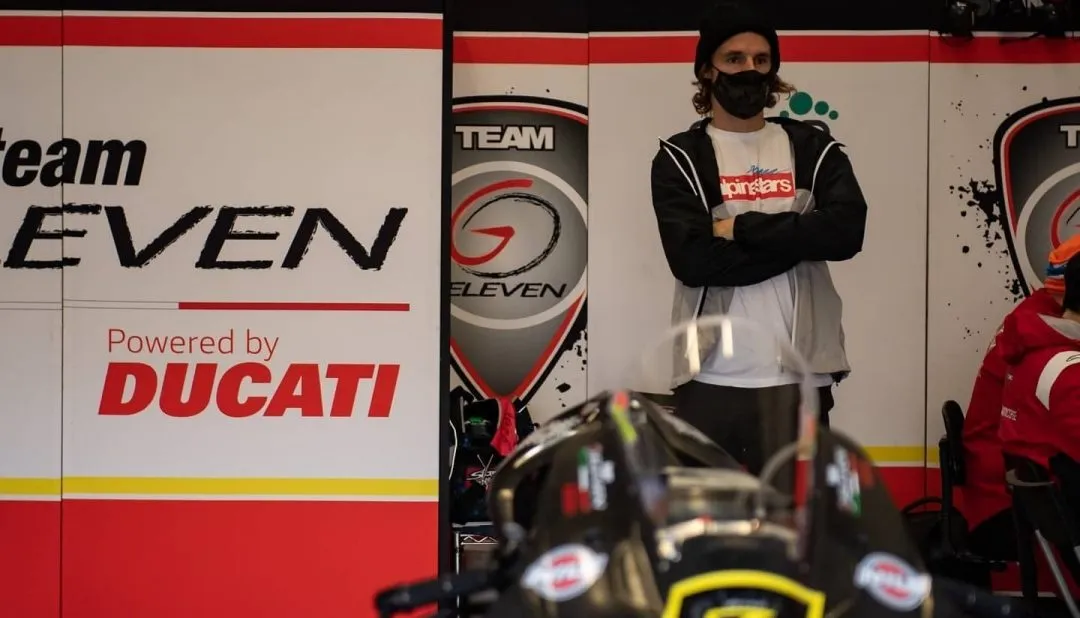 davies go eleven superbike 1 e1612277390122