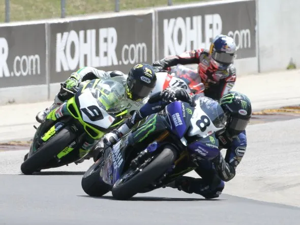 daytona sportbike race1 road america 2011
