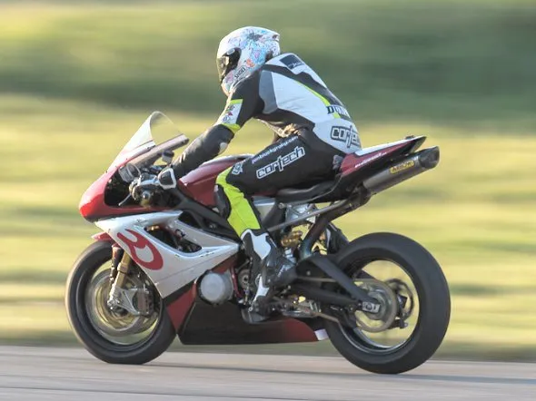 daytona sportbike triumph joey pascarella