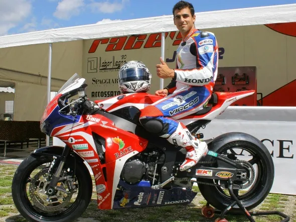 denis sacchetti honda races junior