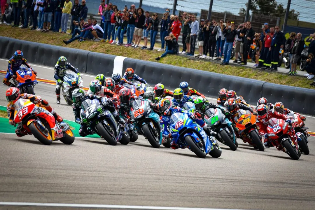 ds03508 0 gallery full top fullscreen08229376 a4b6 e89c fc3c 7f2b105ac739 e1564051114148