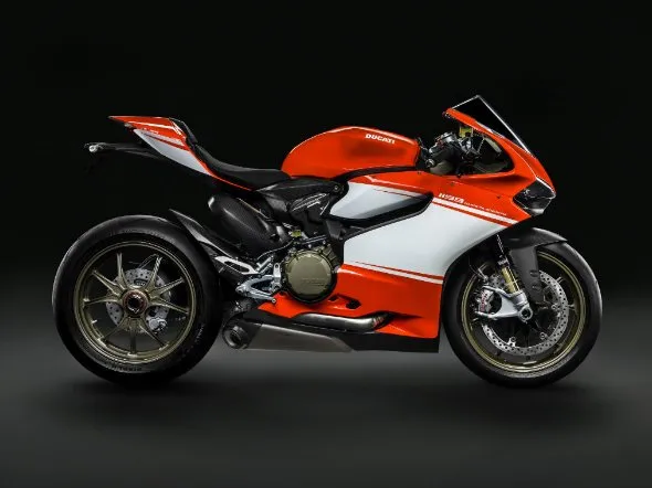 ducati 1199 superleggera 2