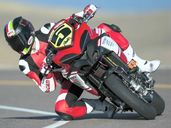 ducati pikes peak 2012 race 2