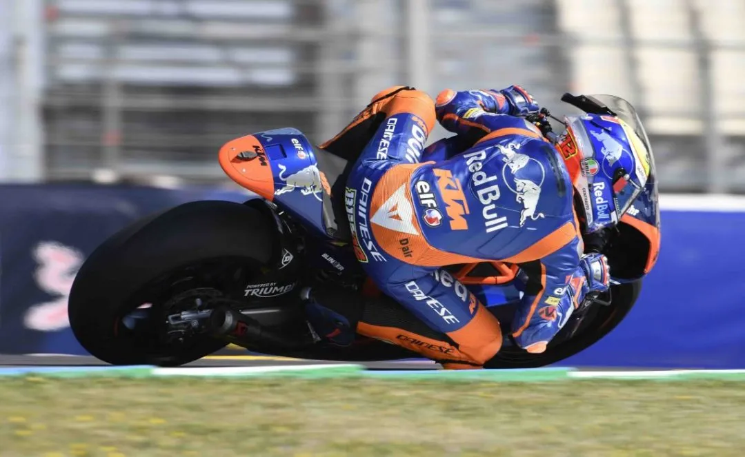 gh11405 1 570x350 at 2x e1565771995766