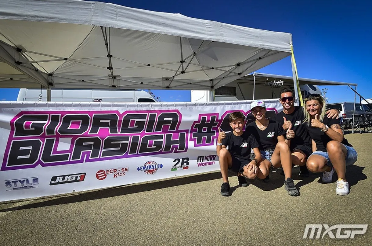 giorgia blasigh e famiglia motocross