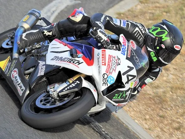 glenn allerton race1 asbk queensland raceway 2013