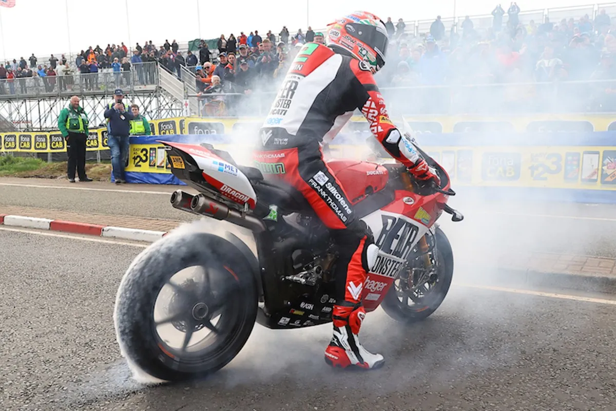 glenn irwin win nw200 2023