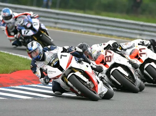 idm bmw post oschersleben 2