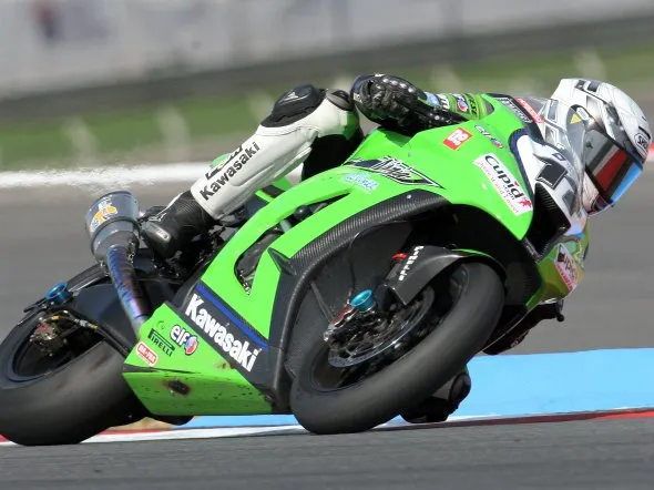 joan lascorz kawasaki zx10r 2011