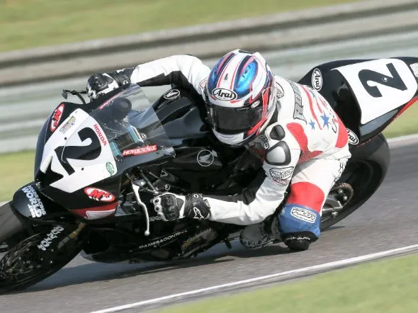 joe roberts ama supersport 2013 honda m4