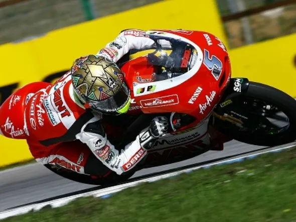 johann zarco brno 2011 post 1