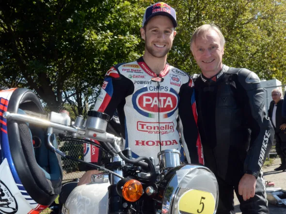 jonathan rea classic tt 2