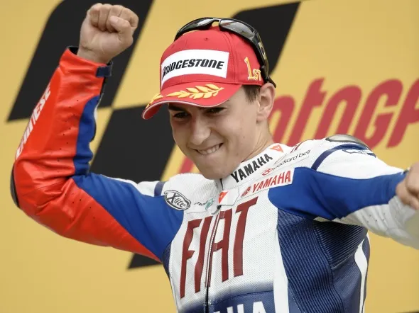 jorge lorenzo podium lemans motogp 2009