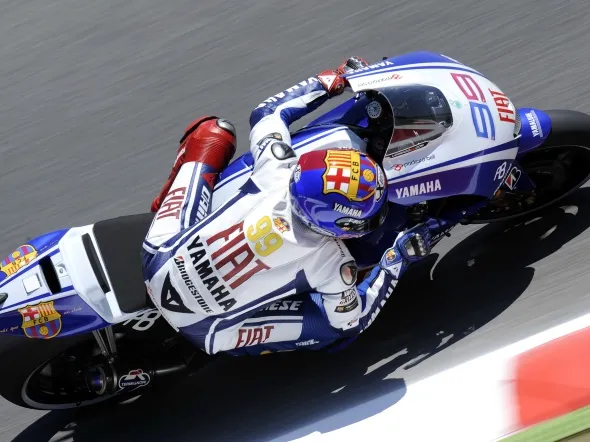 jorge lorenzo practice 2 barcellona