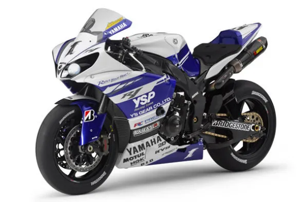 katsuyuki nakasuga yamaha r1 2014