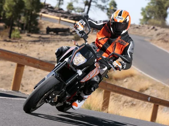 ktm 690 duke test