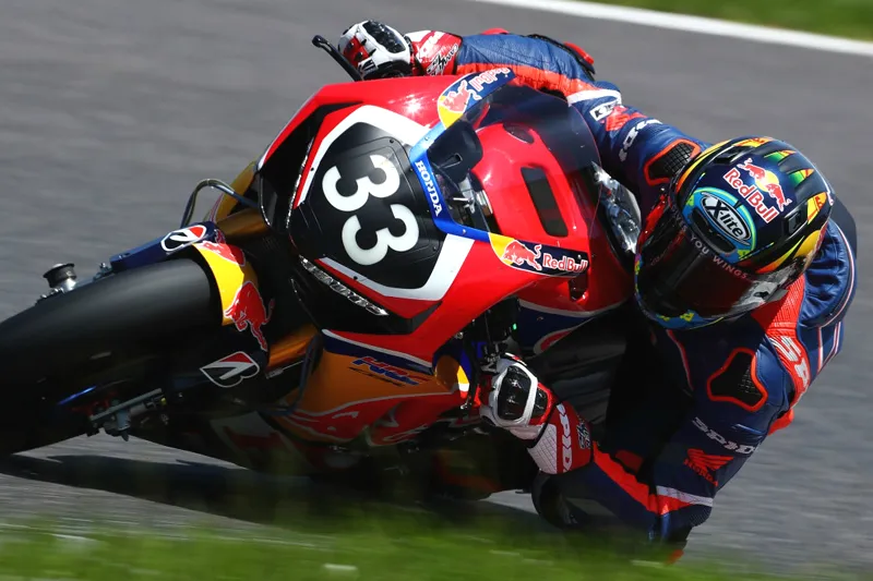 leon camier 8h suzuka 2018