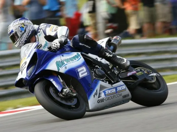 leon camier druids brands hatch