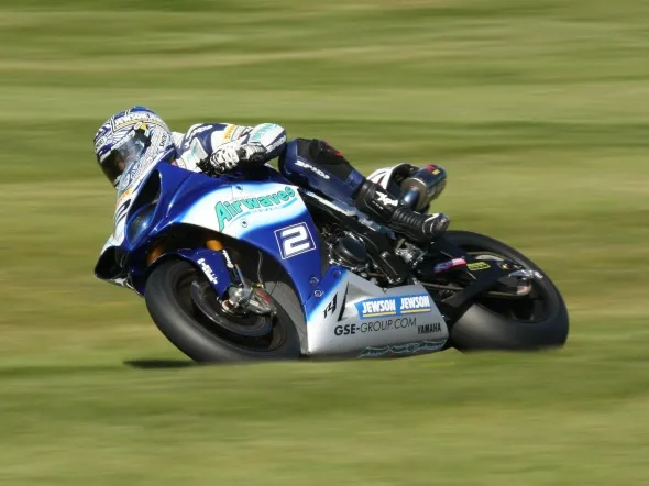 leon camier qualifiche cadwell