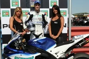 leon camier qualifying thruxton bsb 2009