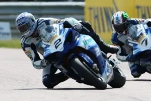 leon camier win race1 thruxton 2009