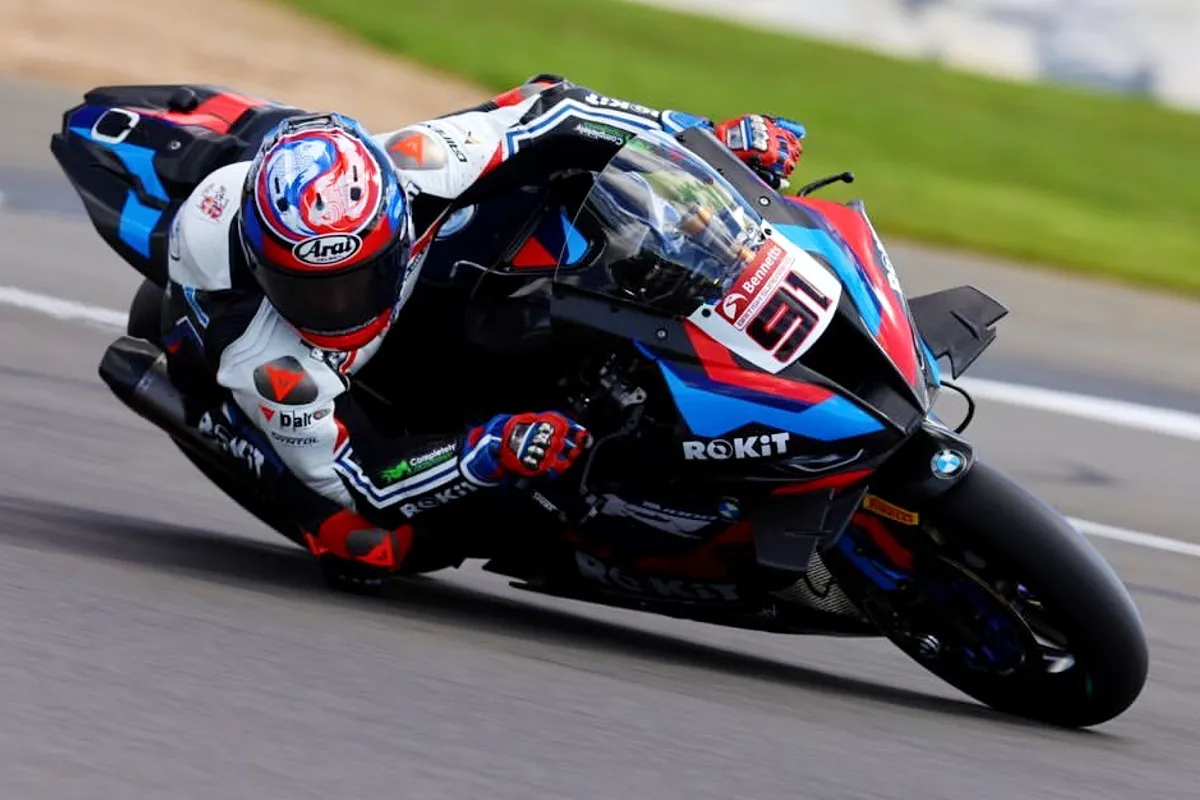 leon haslam rokit bmw bsb superbike 2023 1