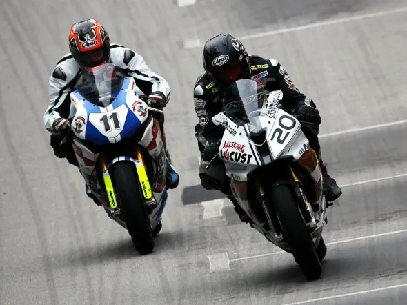 macau 2011 practice thompson