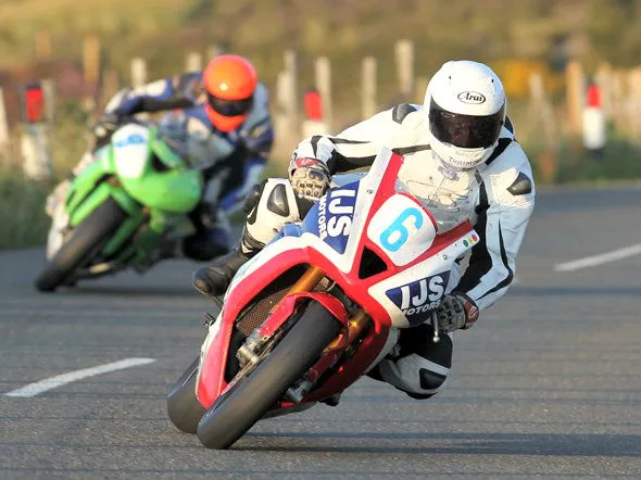 manx grand prix practice 22 ag 2013