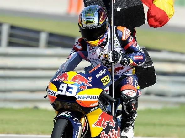 marc marquez world champion 2010 1