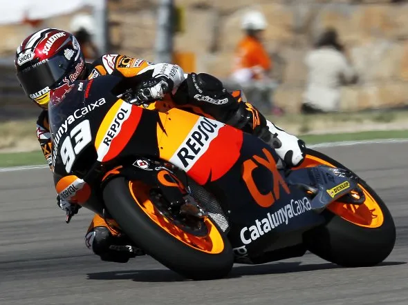 marquez moto2 race aragon 2011 2