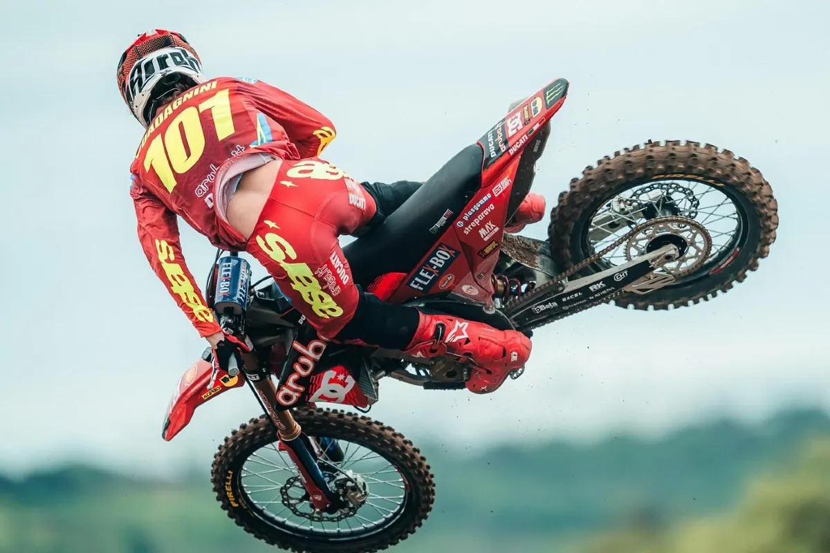 mattia guadagnini whip ducati desmo450 mx 2025