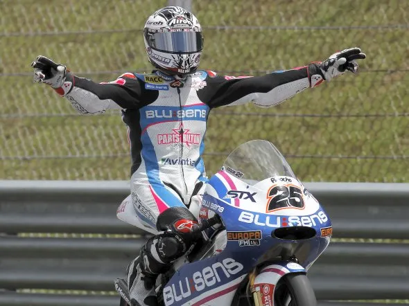 maverick vinales sepang 2011