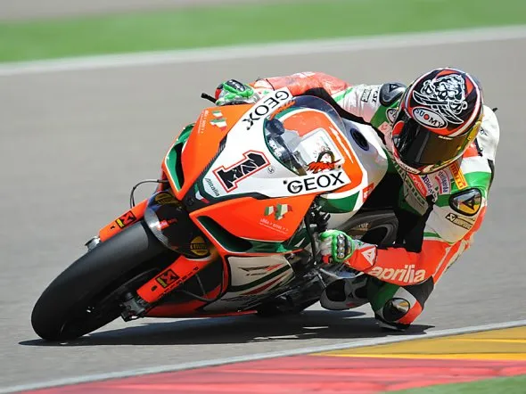 max biaggi race2 aragon 2011