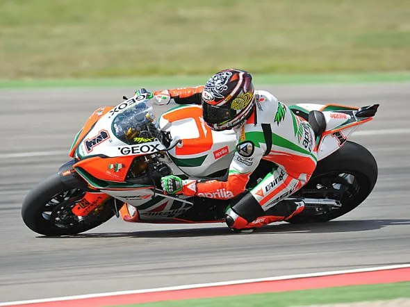 max biaggi warm up aragon 2011
