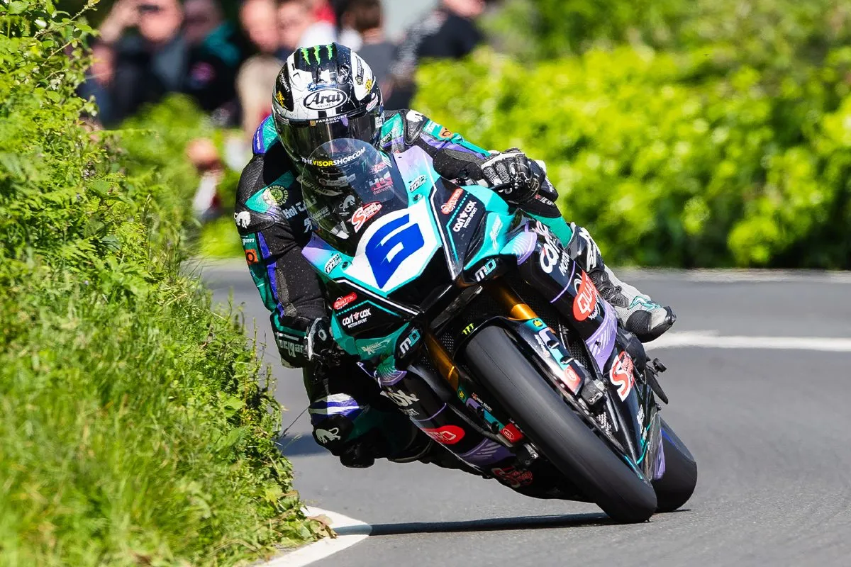 michael dunlop tt supersport race 1 2024