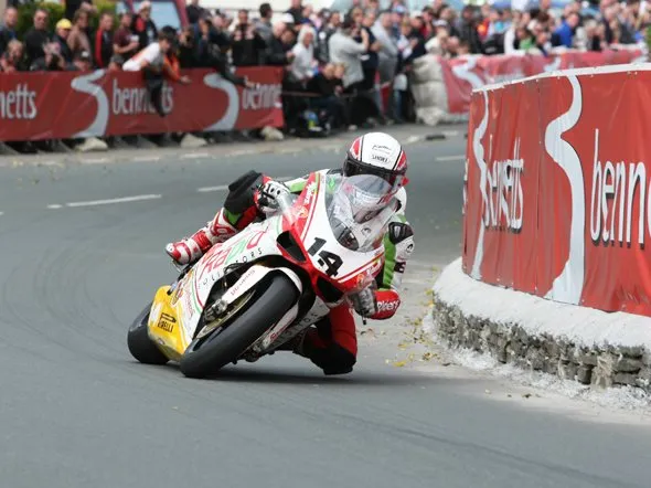 michael rutter tt 2011