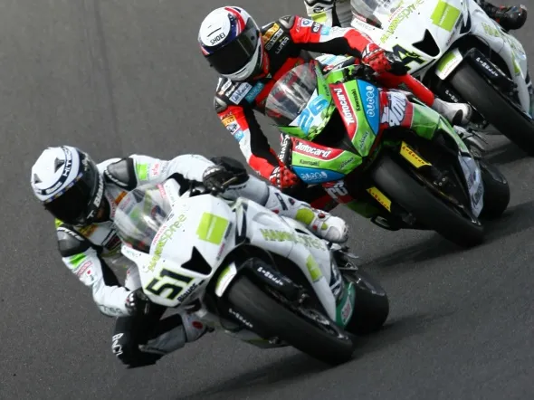 michelepirro phillipisland supersport battle