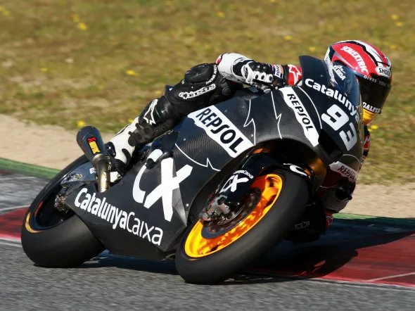 moto2 marc marquez test barcellona day1 2011