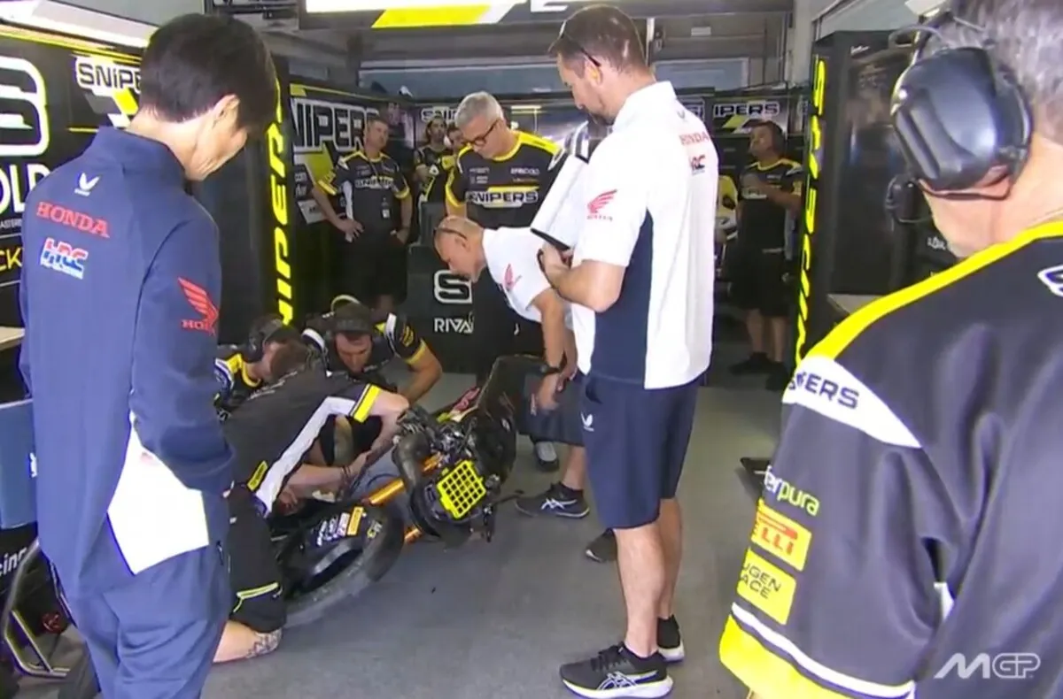 moto3 rossi issue practice 2