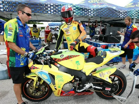 neil hodgson box corona extra honda