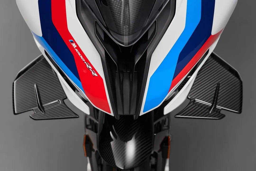 p90398270 highres the new bmw m 1000 r e1617872931329