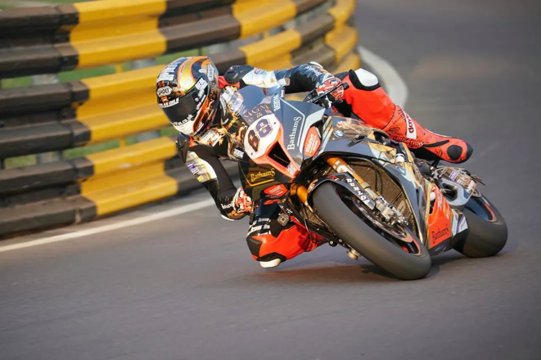 peter hickman macau 2019 practice