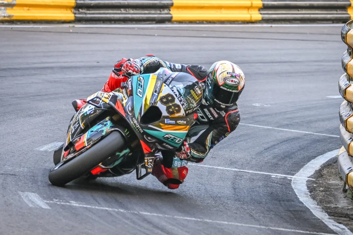 peter hickman macau gp moto 2023