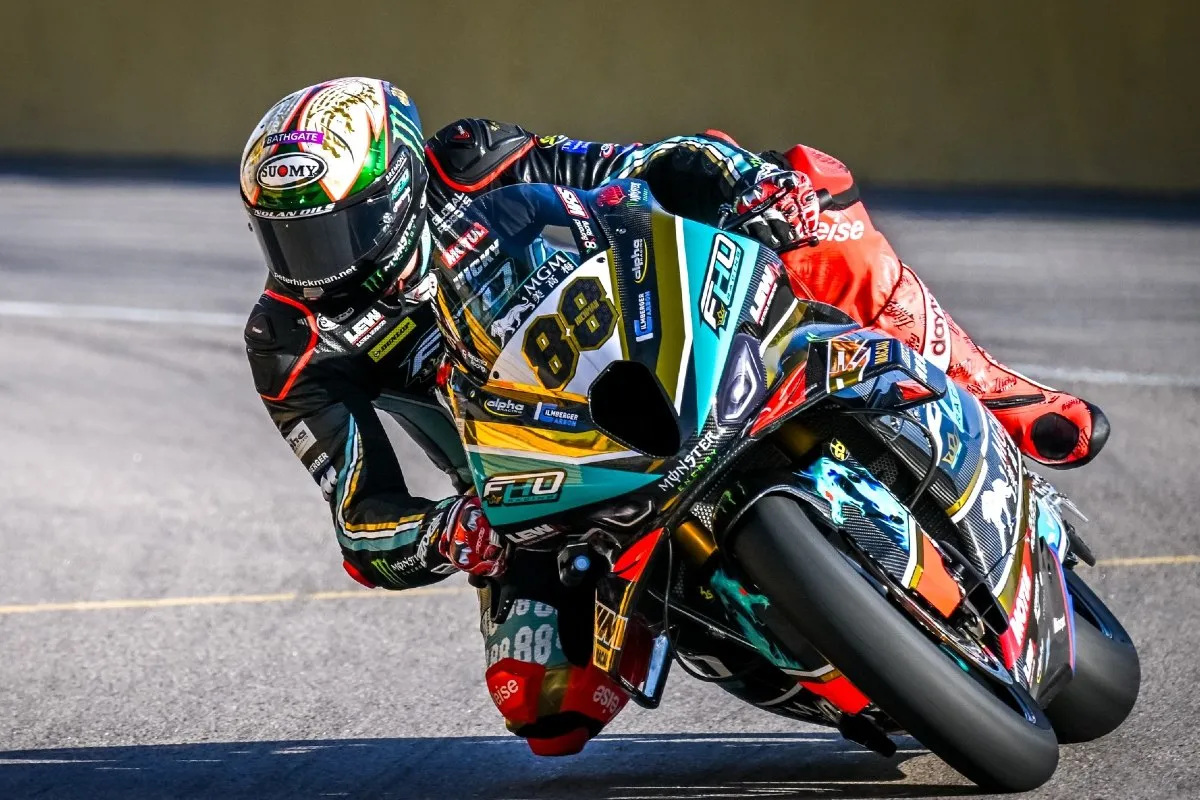 peter hickman pole macau 2023 1