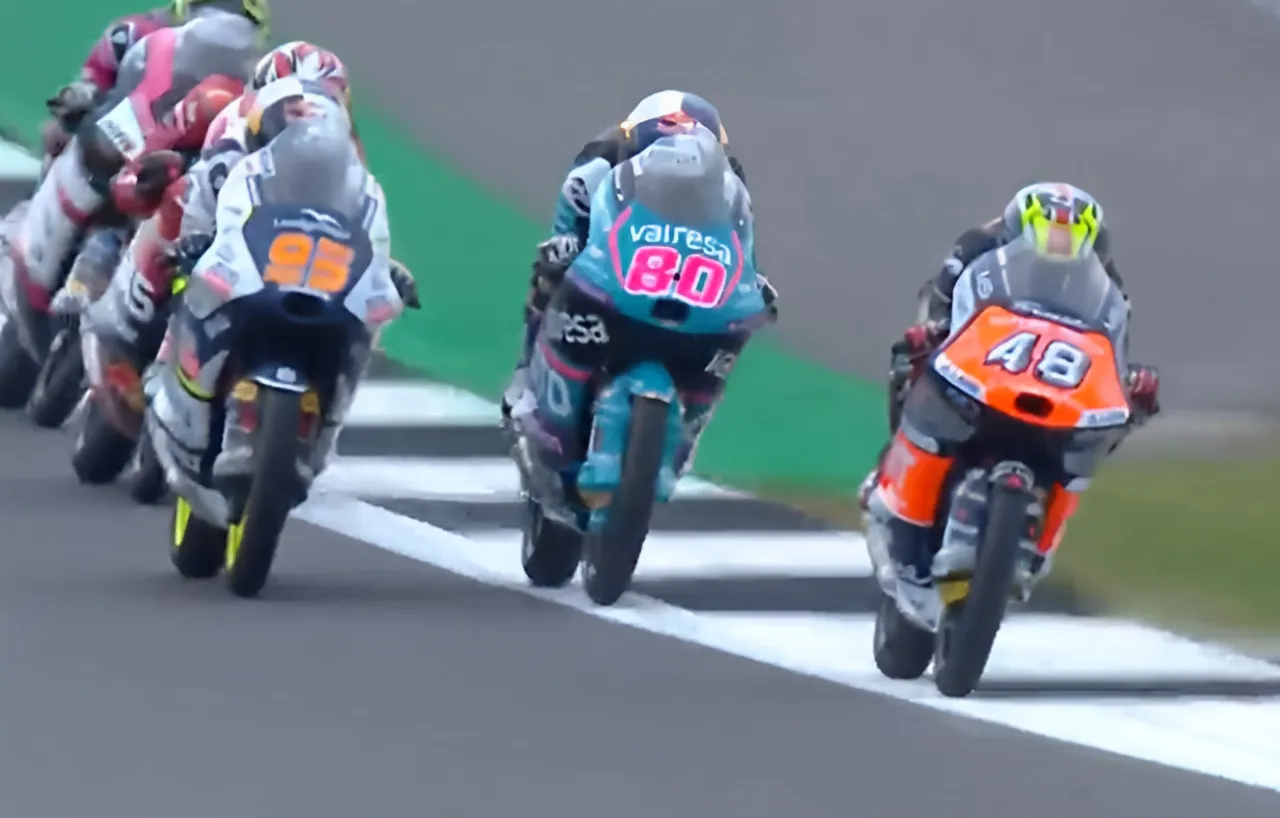podio moto3 gara silverstone